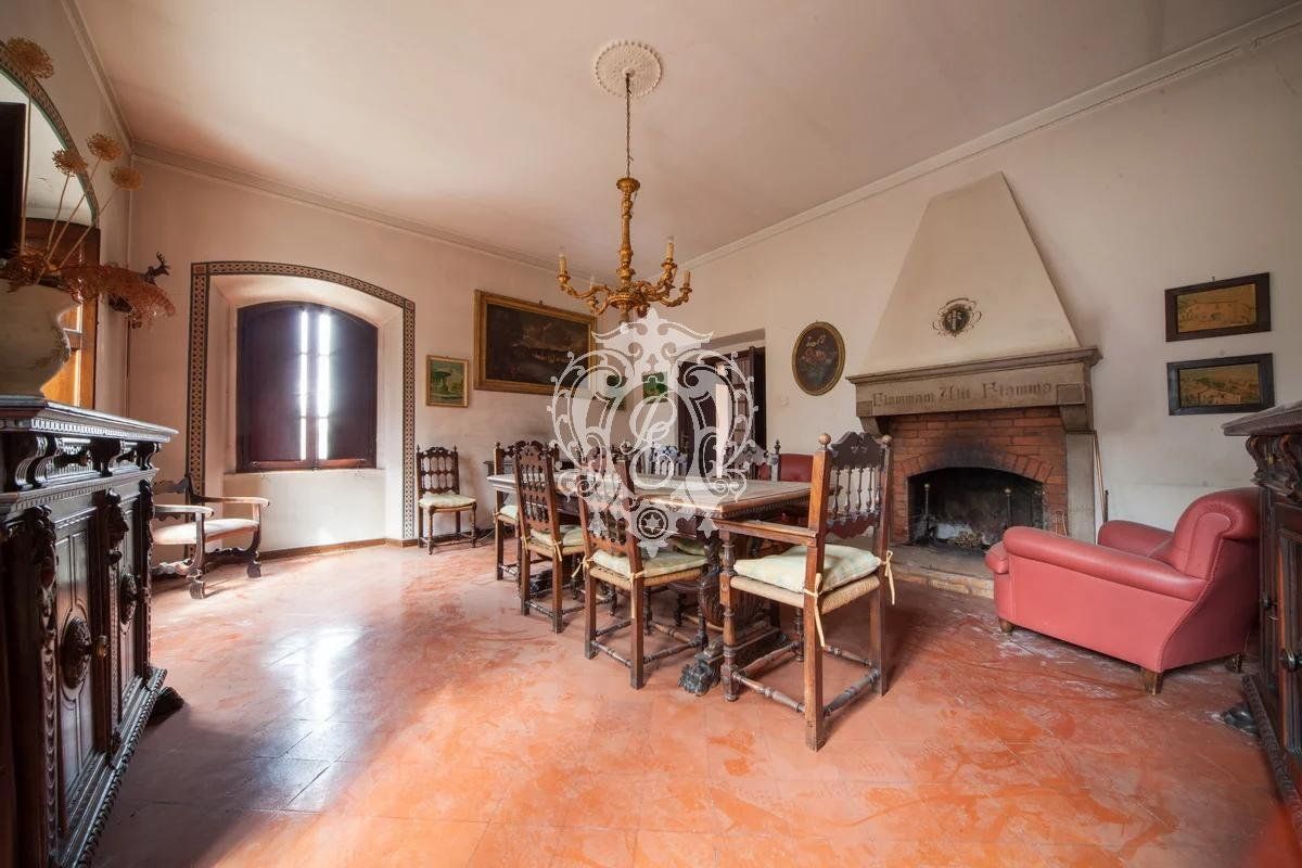 Вилла в Сполето, Италия, 297 м² - фото 8