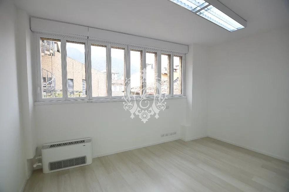 Офис в Комо, Италия, 190 м² - фото 8