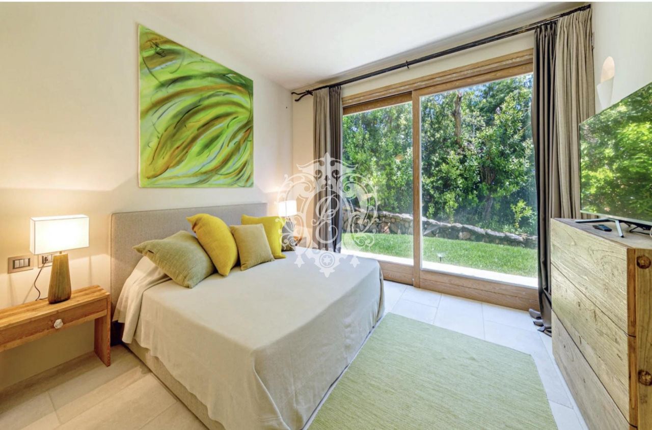 Вилла в Ольбии, Италия, 1 000 м² - фото 10