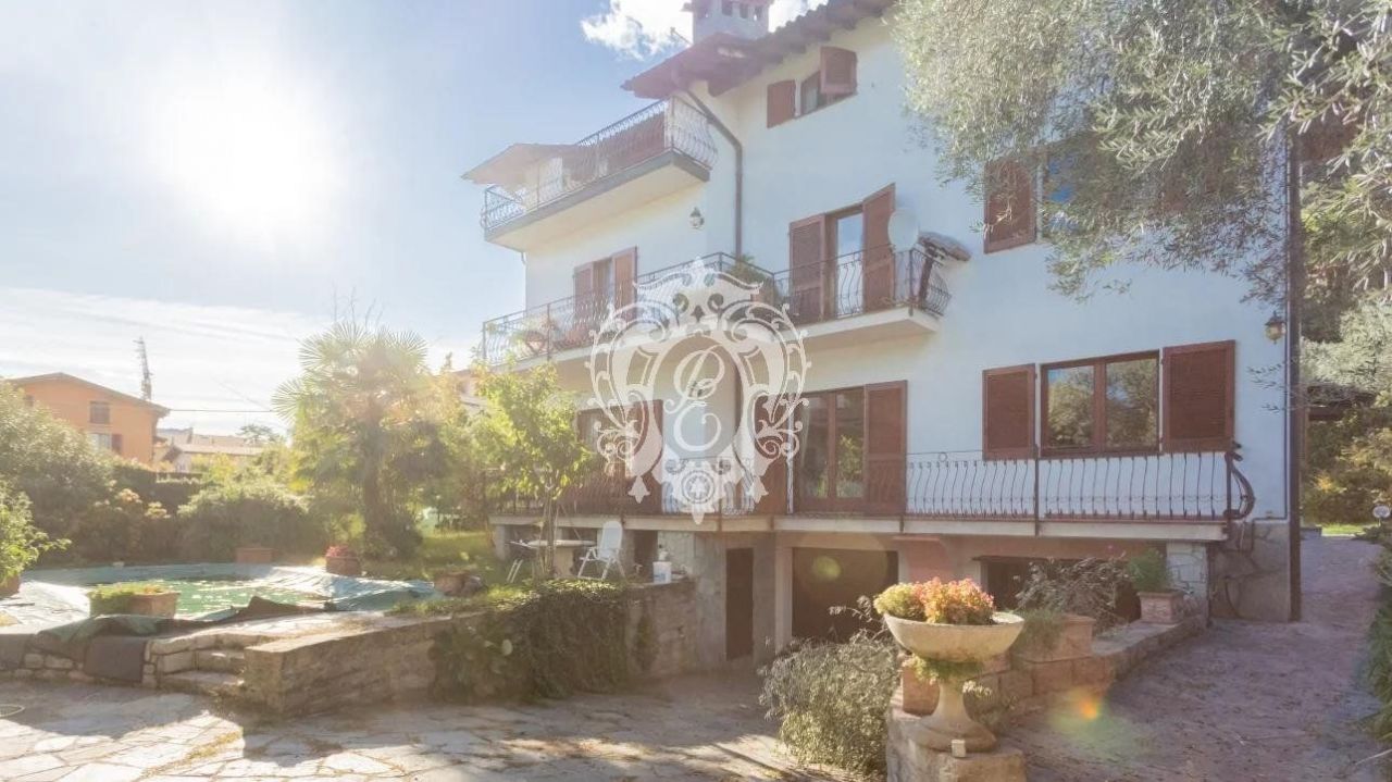 Вилла в Тремеццине, Италия, 430 м² - фото 11