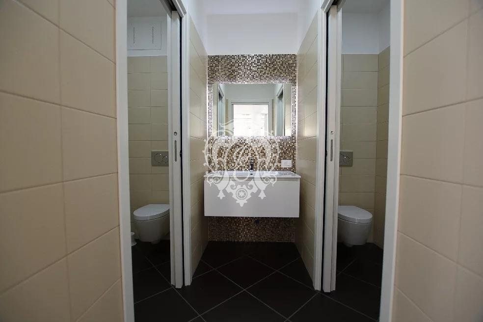 Офис в Комо, Италия, 190 м² - фото 11