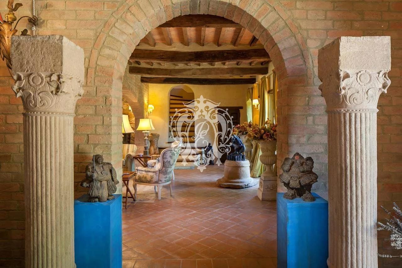 Дом в Кьюси, Италия, 450 м² - фото 11