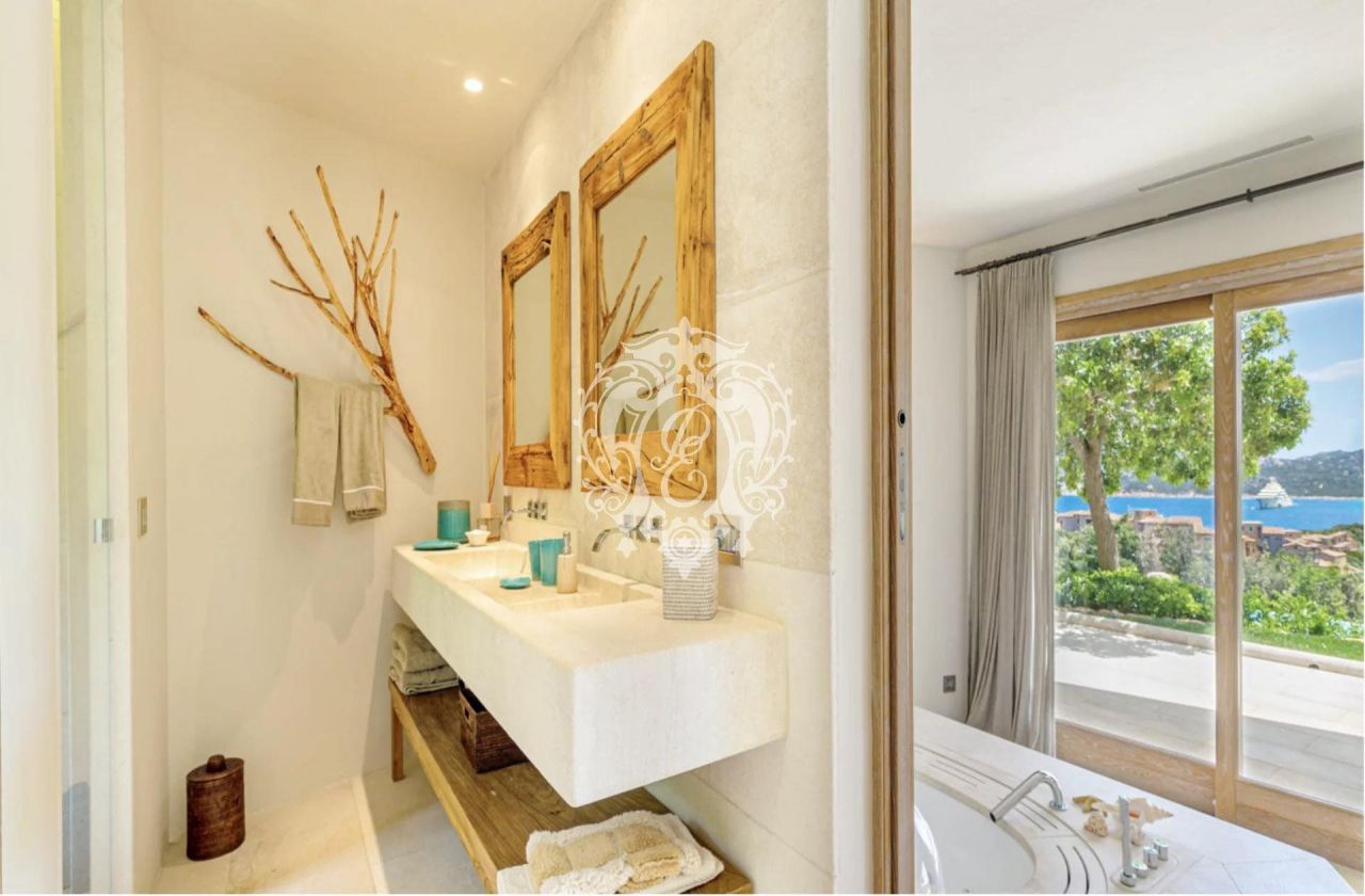 Вилла в Ольбии, Италия, 1 000 м² - фото 12