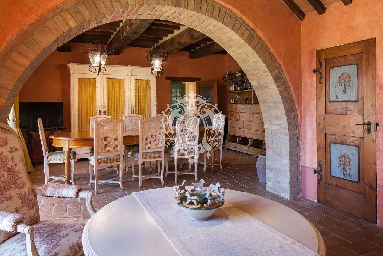 Дом в Кьюси, Италия, 450 м² - фото 13