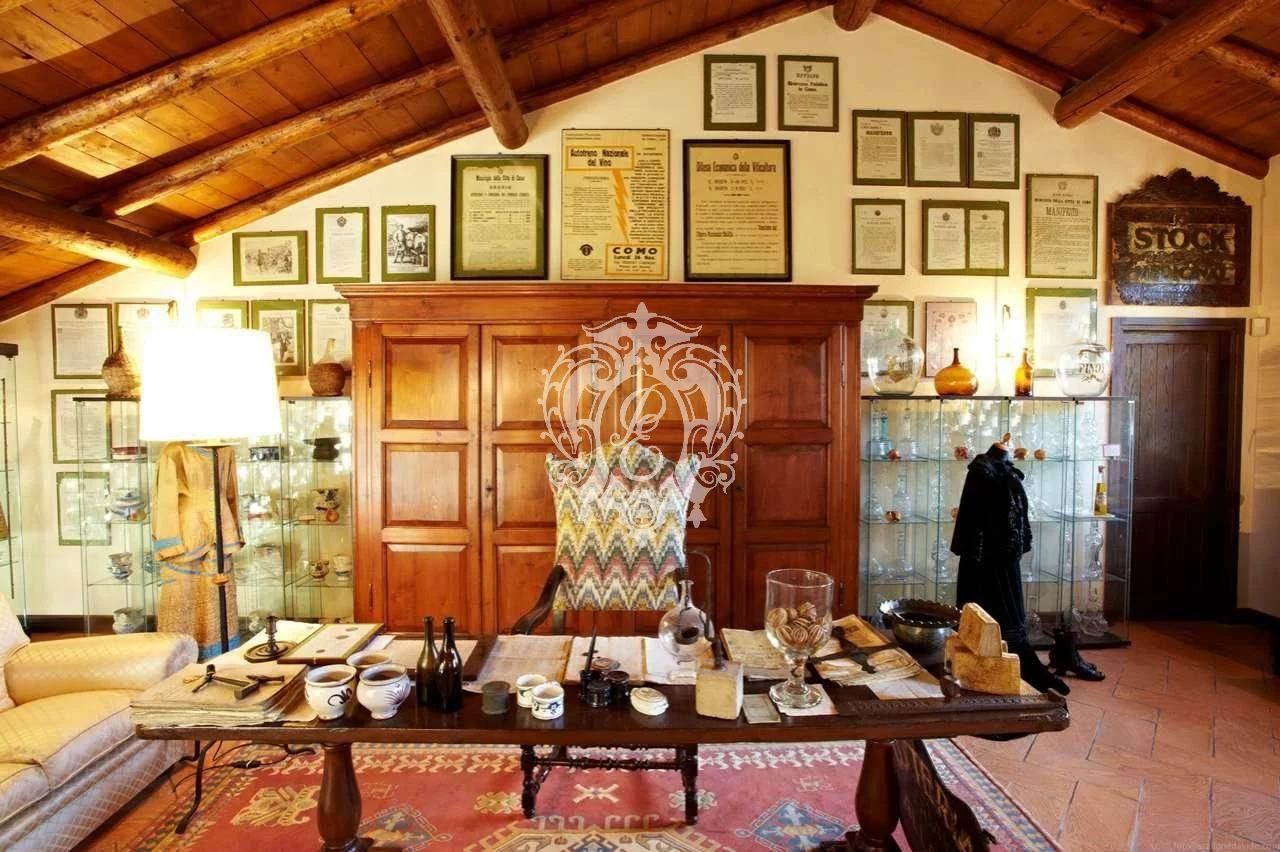 Отель, гостиница в Лекко, Италия, 1 500 м² - фото 14