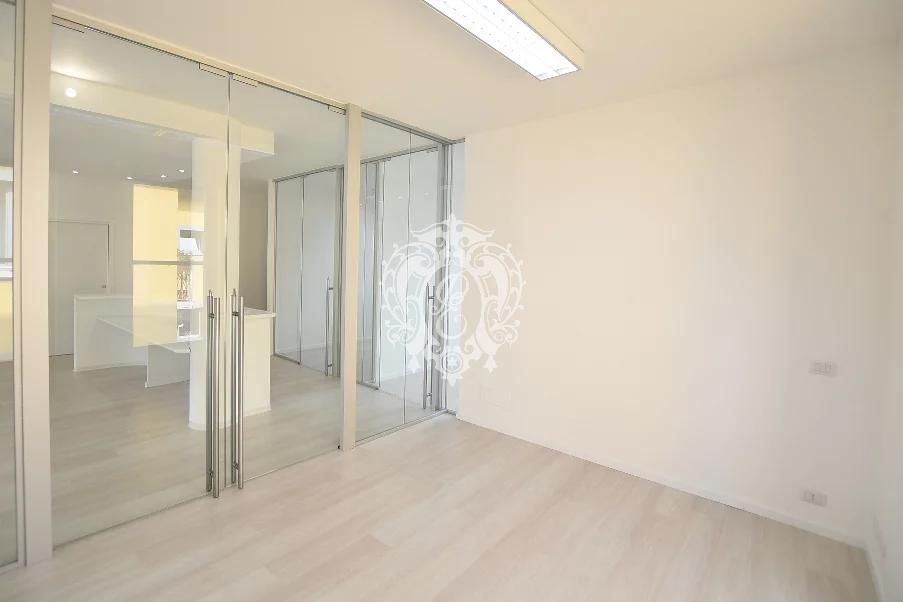 Офис в Комо, Италия, 190 м² - фото 14