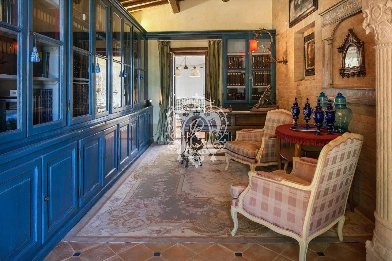 Дом в Кьюси, Италия, 450 м² - фото 14