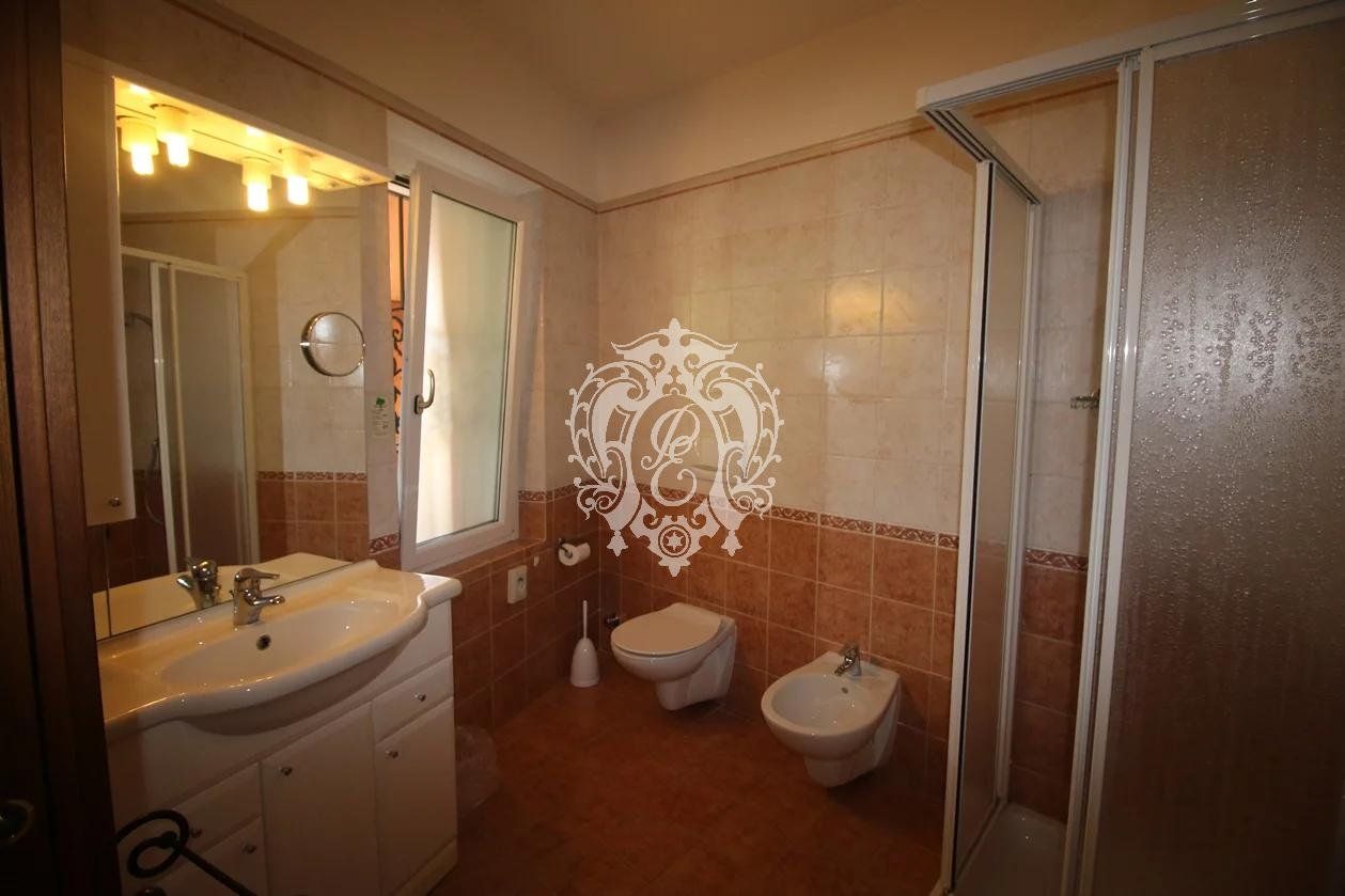 Отель, гостиница в Менаджо, Италия, 500 м² - фото 15