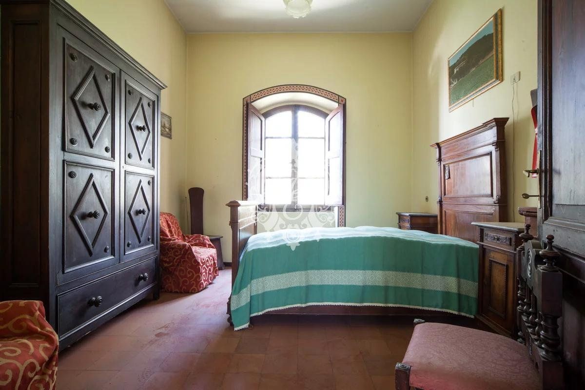 Вилла в Сполето, Италия, 297 м² - фото 16