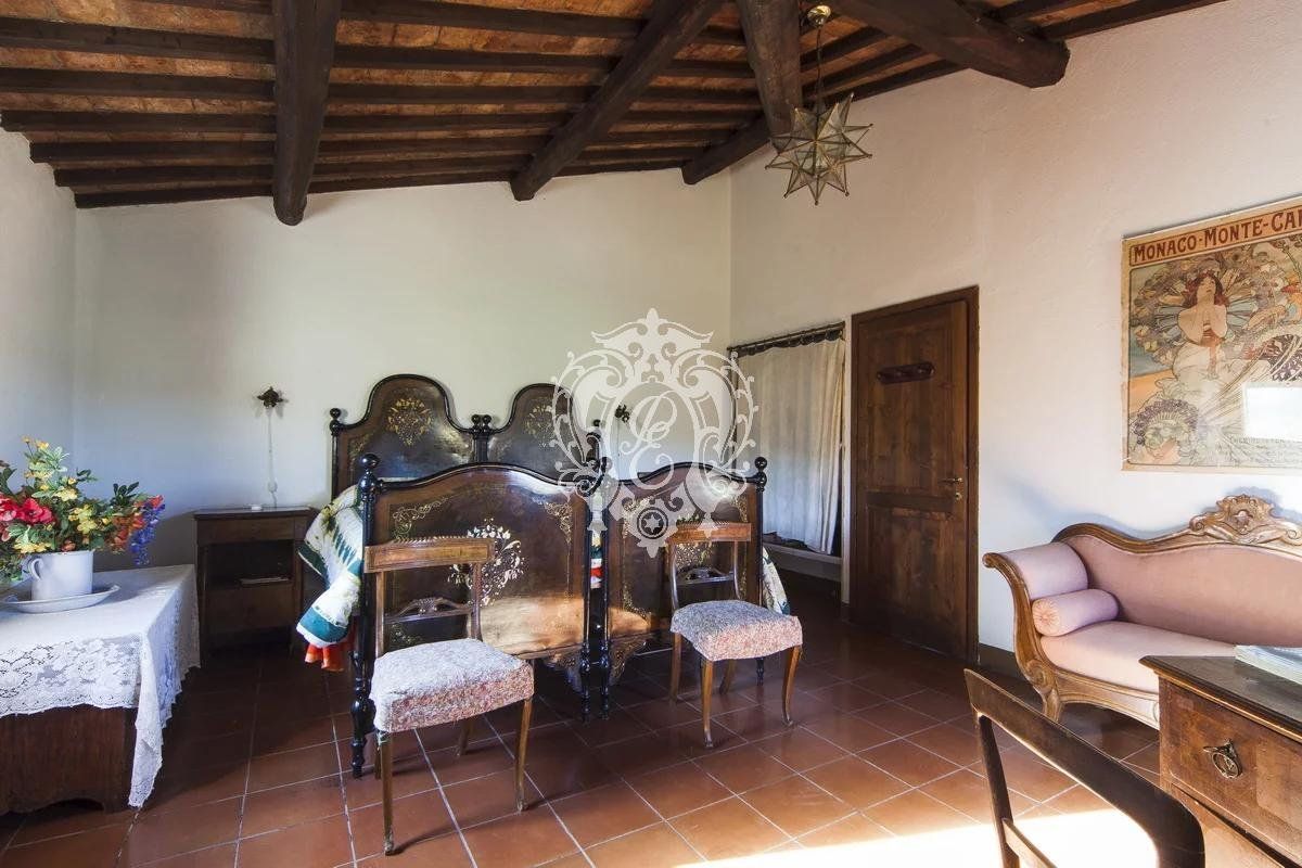 Дом в Тоди, Италия, 450 м² - фото 17