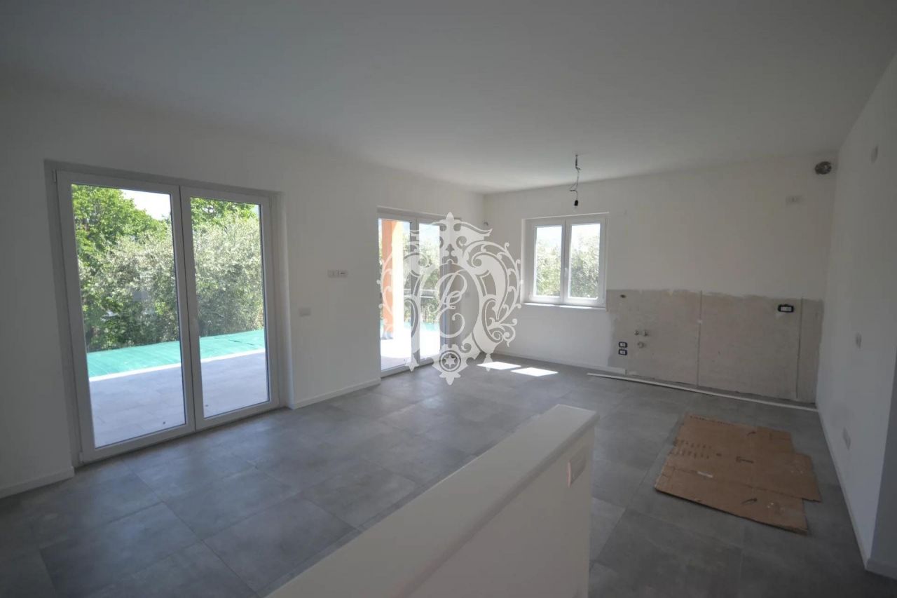 Вилла в Тремеццине, Италия, 200 м² - фото 17