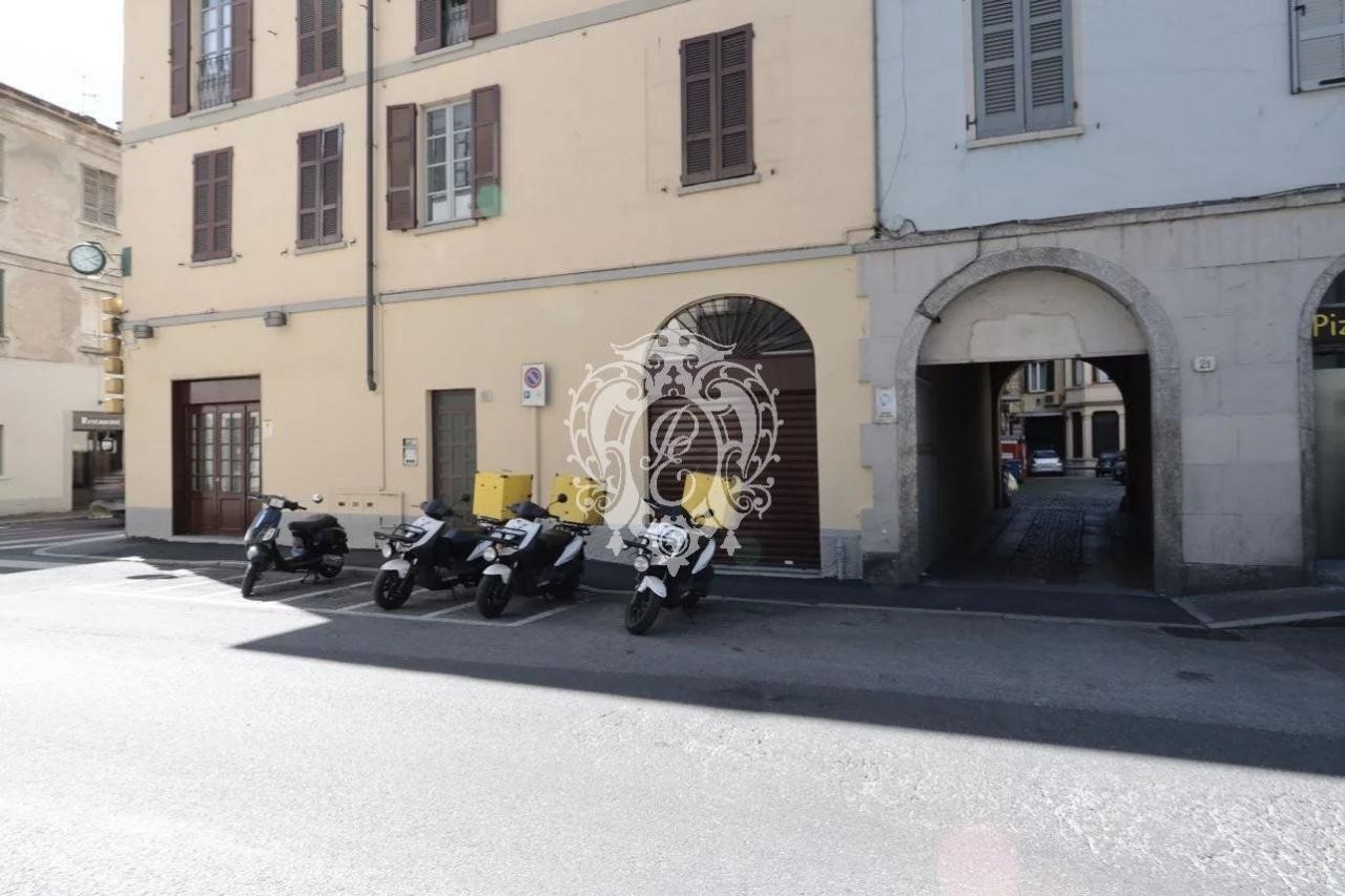 Коммерческая недвижимость в Комо, Италия, 500 м² - фото 18