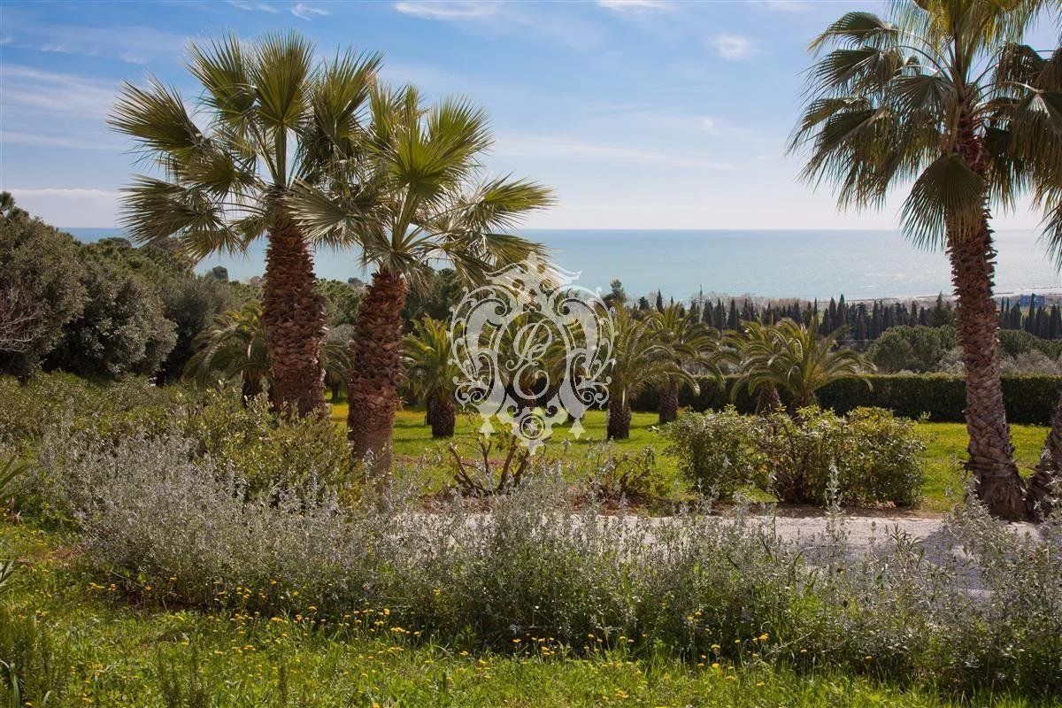 Вилла в Сан-Бенедетто-дель-Тронто, Италия, 5 000 м² - фото 18