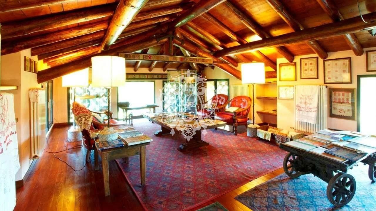 Отель, гостиница в Лекко, Италия, 1 500 м² - фото 18