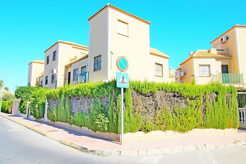 Пентхаус в Торревьехе, Испания, 65 м² - фото 1