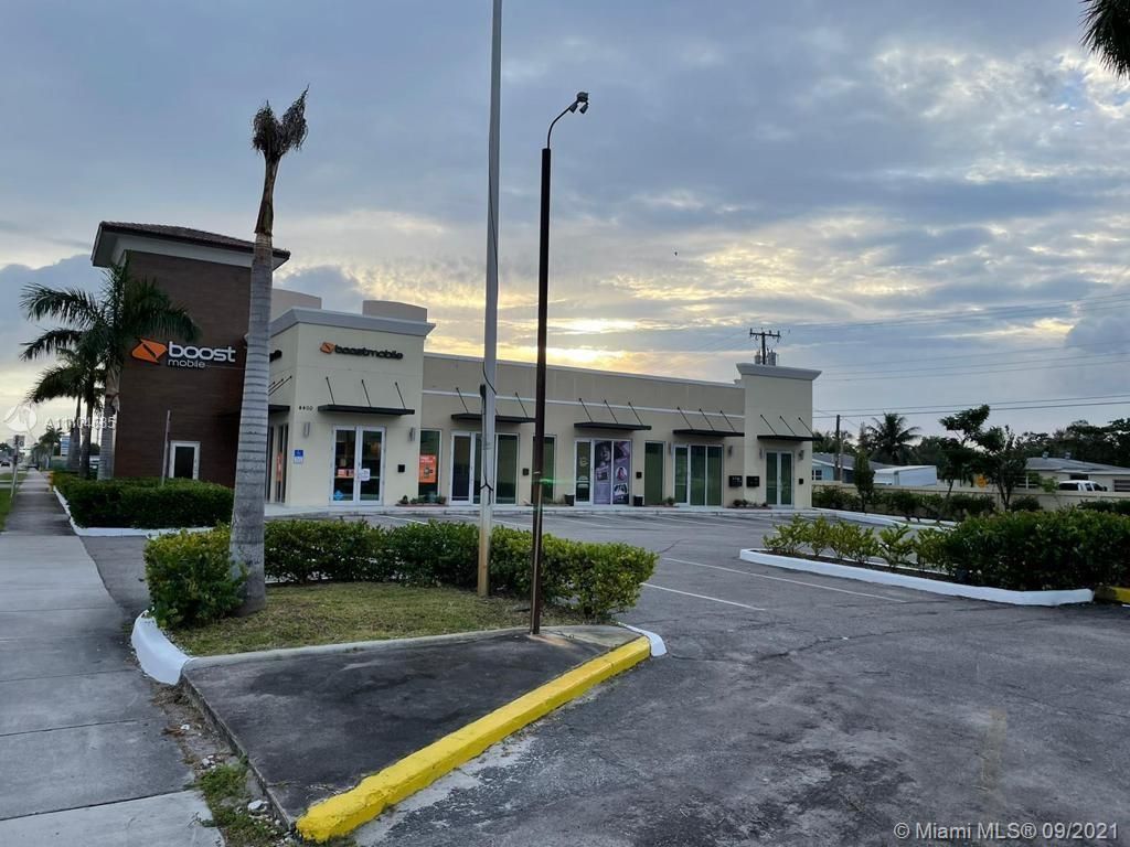 Магазин в Майами, США, 700 м² - фото 6