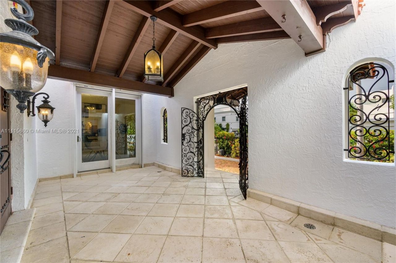 Вилла в Майами, США, 360 м² - фото 3