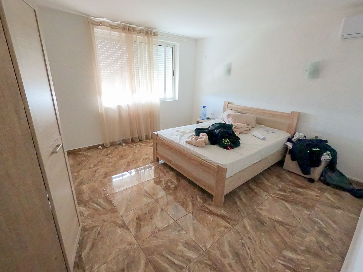 Дом в Улцине, Черногория, 240 м² - фото 8