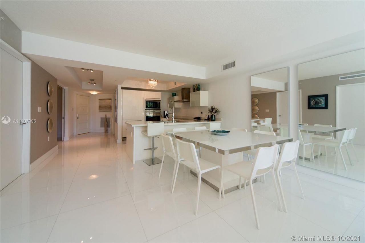 Таунхаус в Майами, США, 160 м² - фото 14