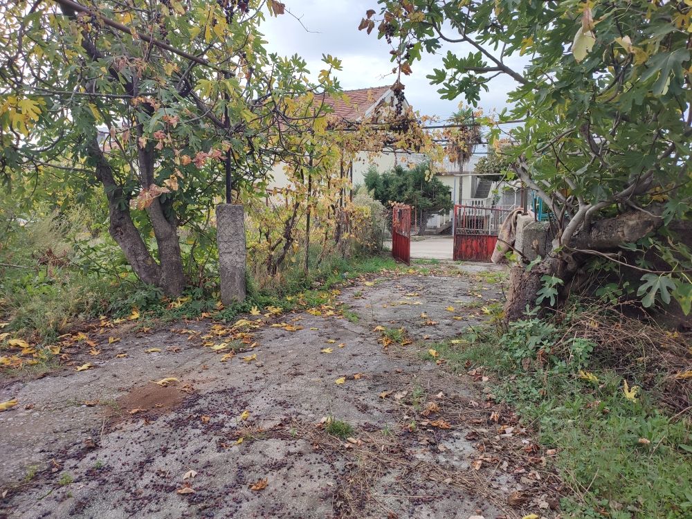 Инвестиционный проект в Баре, Черногория, 1 975 м² - фото 8