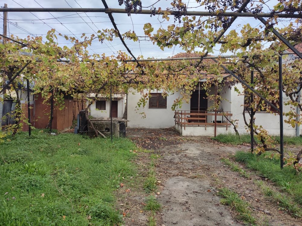 Инвестиционный проект в Баре, Черногория, 1 975 м² - фото 9