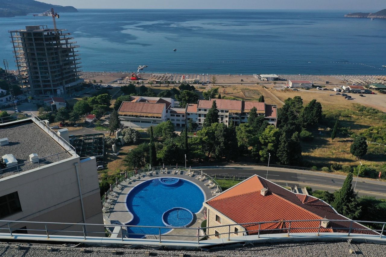 Коммерческая недвижимость в Бечичи, Черногория, 51 м² - фото 10