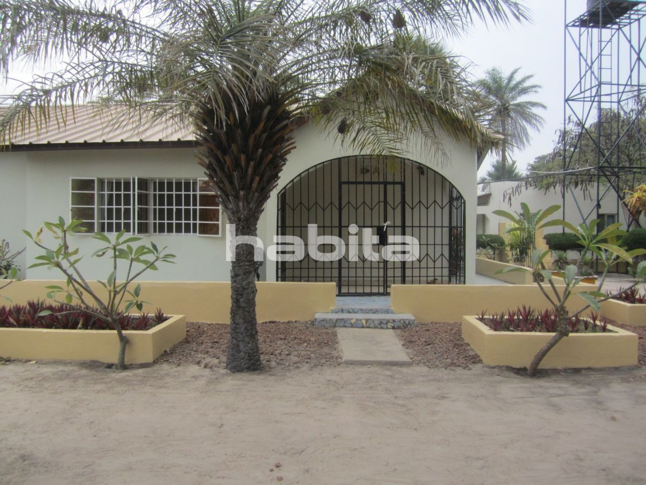 Дом Sanyang, Гамбия, 110 м2 - фото 1