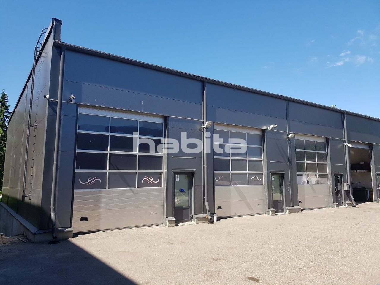 Коммерческая недвижимость в Вантаа, Финляндия, 139 м² - фото 1