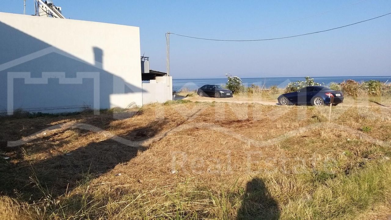 Земля на Халкидиках, Греция, 300 м² - фото 1