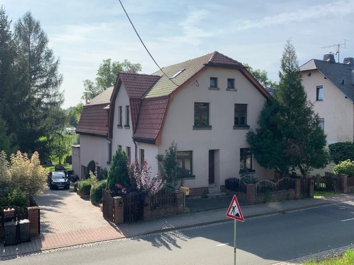 Доходный дом Sachsen (Bundesland), Германия, 1.11 м2 - фото 1