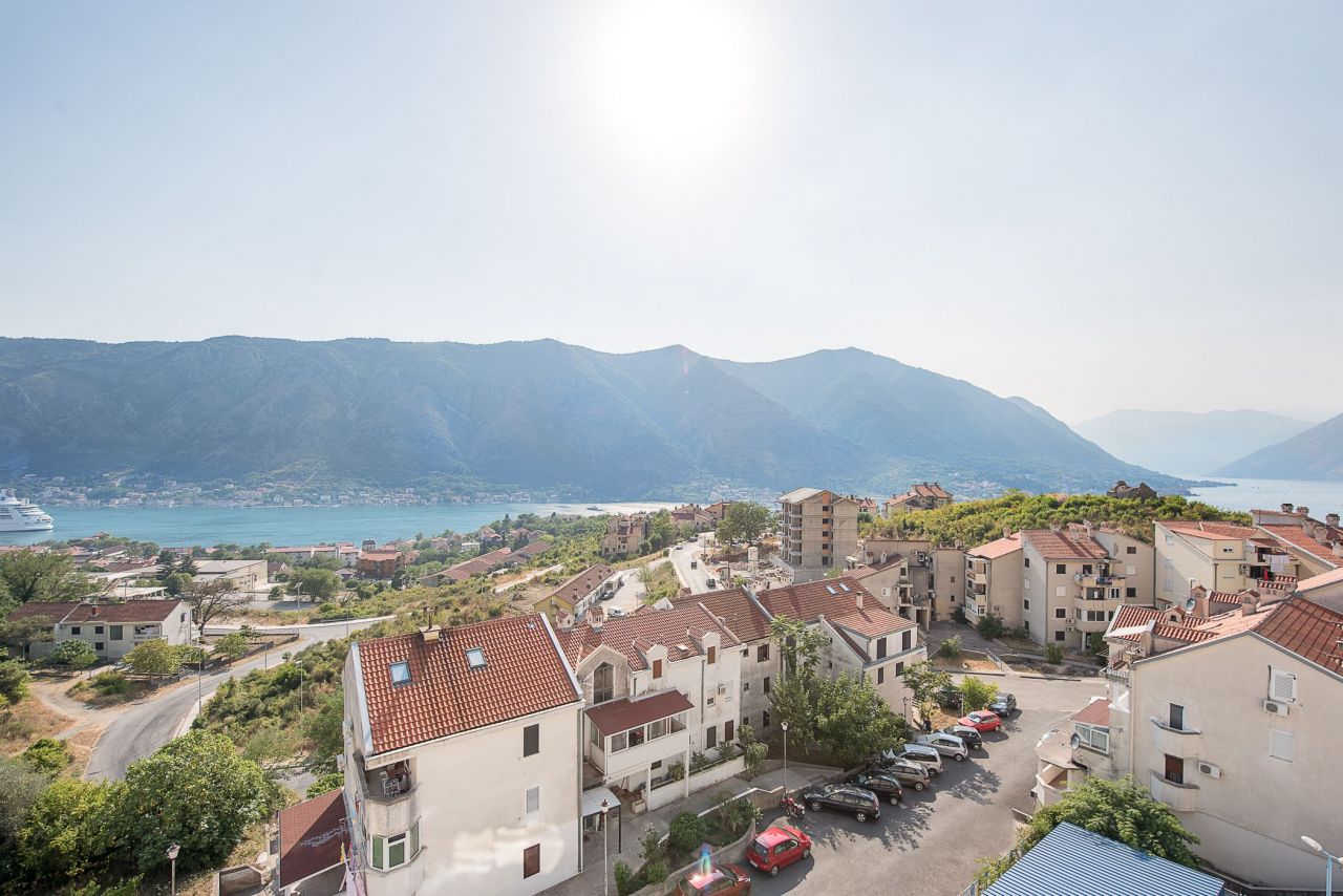 Апартаменты в Которе, Черногория, 118 м2 - фото 1