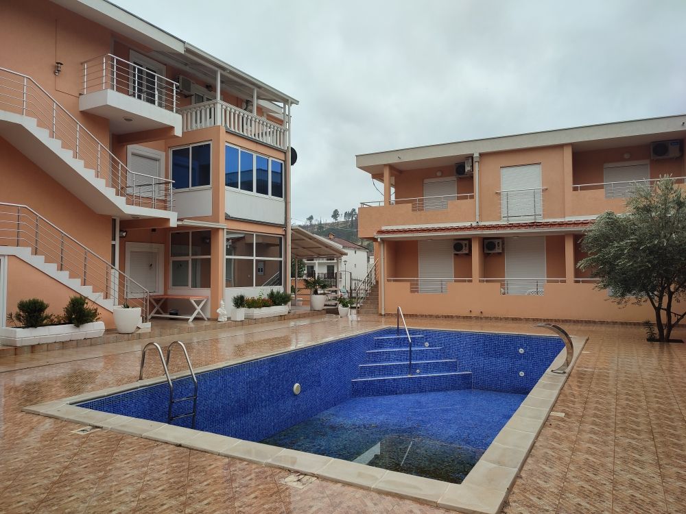 Отель, гостиница в Сутоморе, Черногория, 980 м² - фото 2