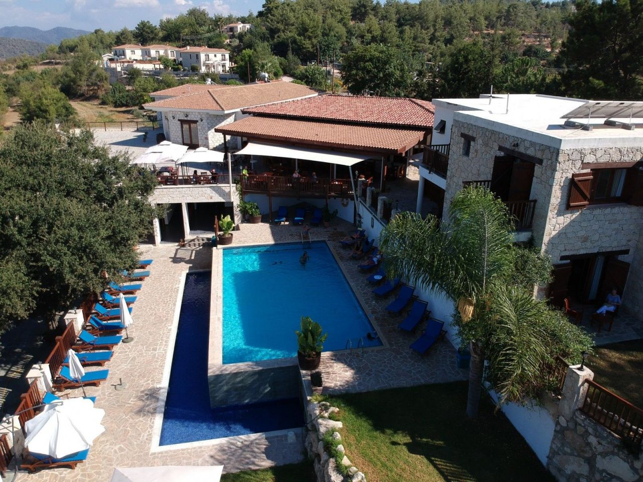 Отель, гостиница в Пафосе, Кипр, 2 734 м2 - фото 1