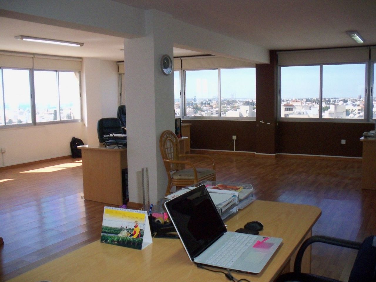 Офис в Лимасоле, Кипр, 222 м2 - фото 1