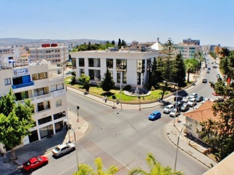 Офис в Пафосе, Кипр, 121 м2 - фото 1
