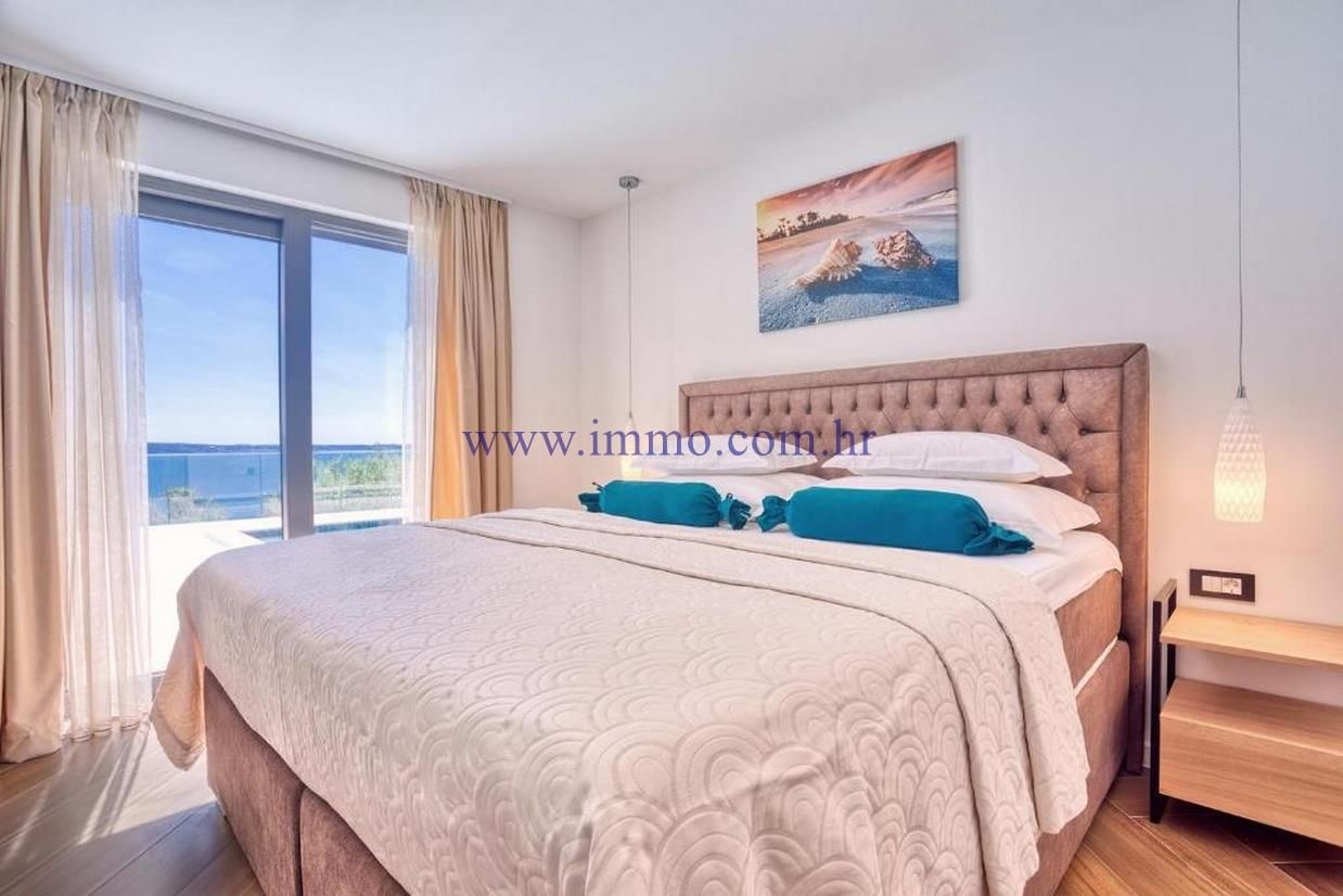 Вилла в Сплите, Хорватия, 215 м² - фото 12