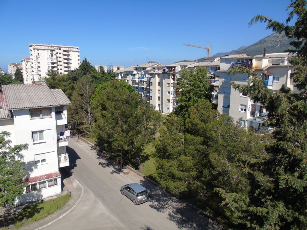 Квартира в Баре, Черногория, 44 м2 - фото 1