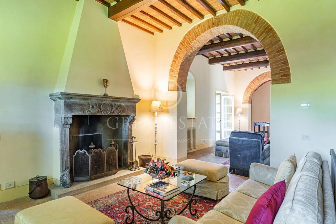 Вилла в Ареццо, Италия, 528.75 м² - фото 7