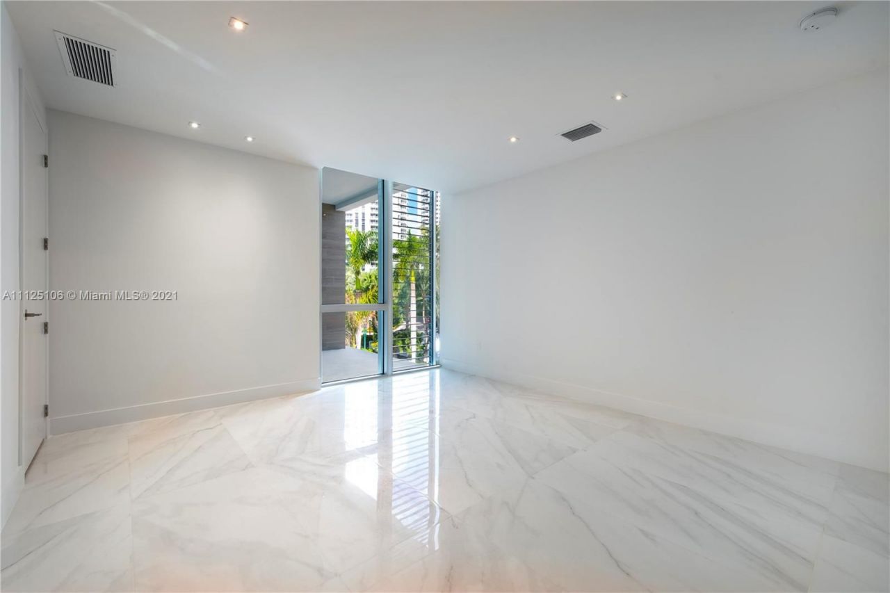 Таунхаус в Майами, США, 350 м² - фото 12