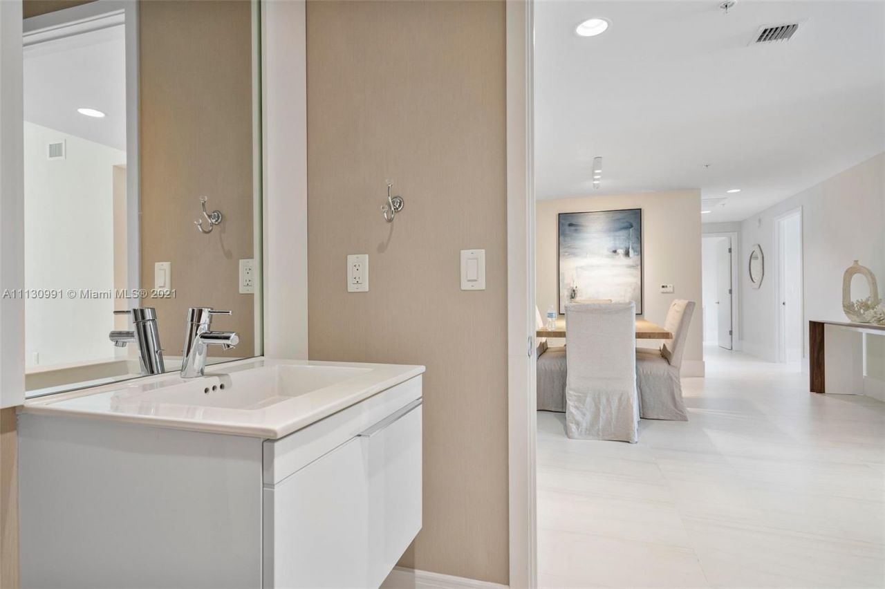 Квартира в Майами, США, 230 м² - фото 12