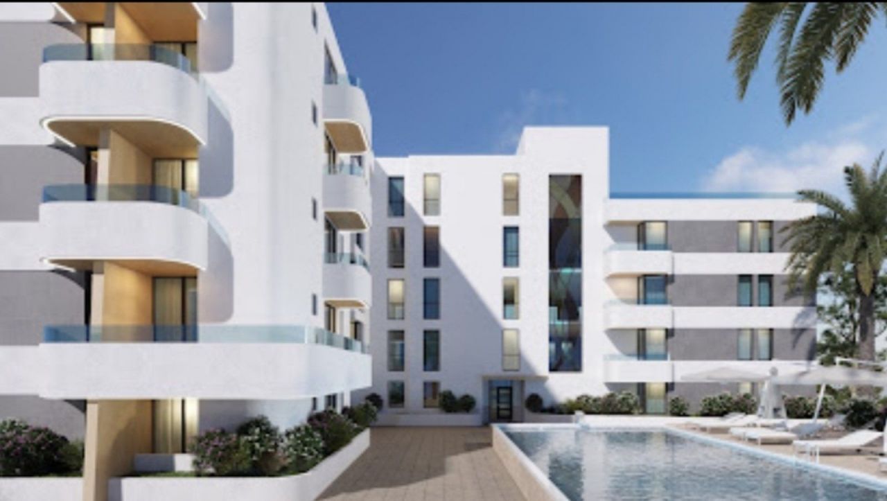 Квартира в Добра Воде, Черногория, 104 м² - фото 10