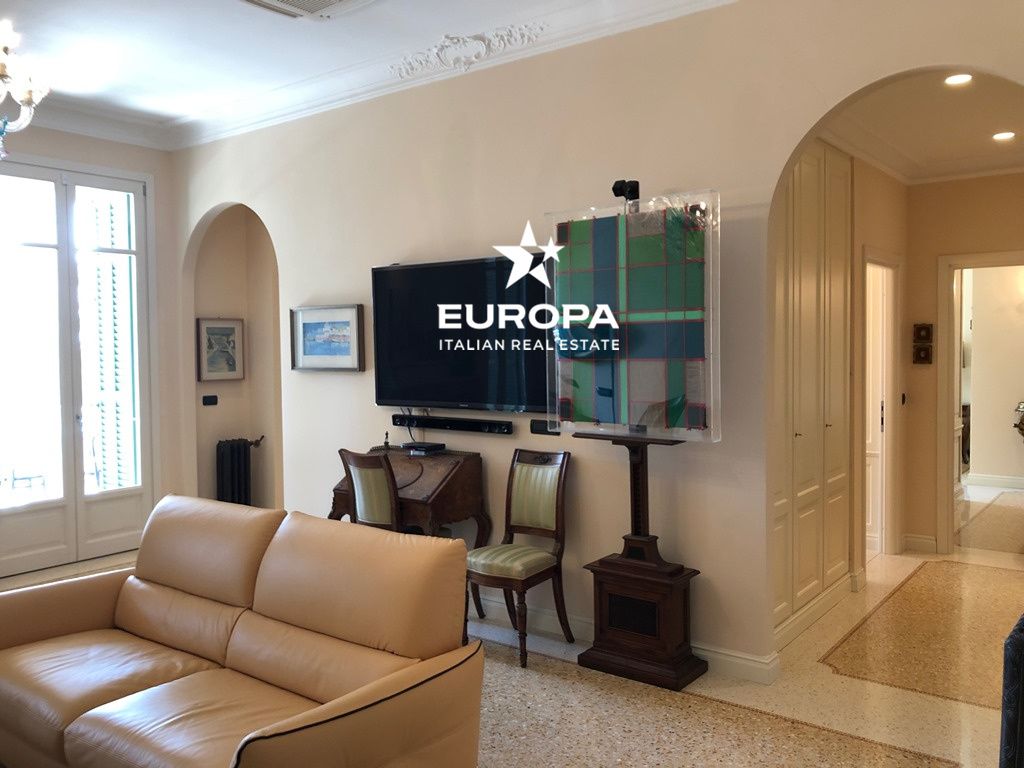 Апартаменты в Оспедалетти, Италия, 125 м² - фото 6