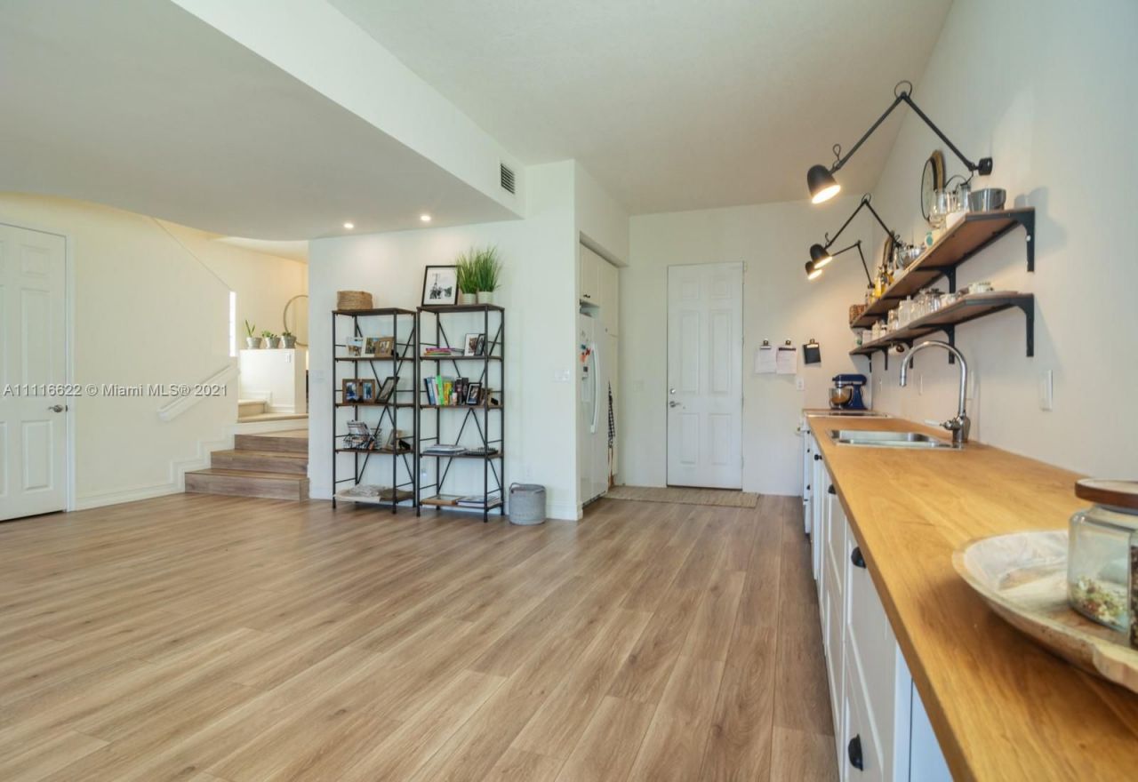 Коттедж в Майами, США, 230 м² - фото 12