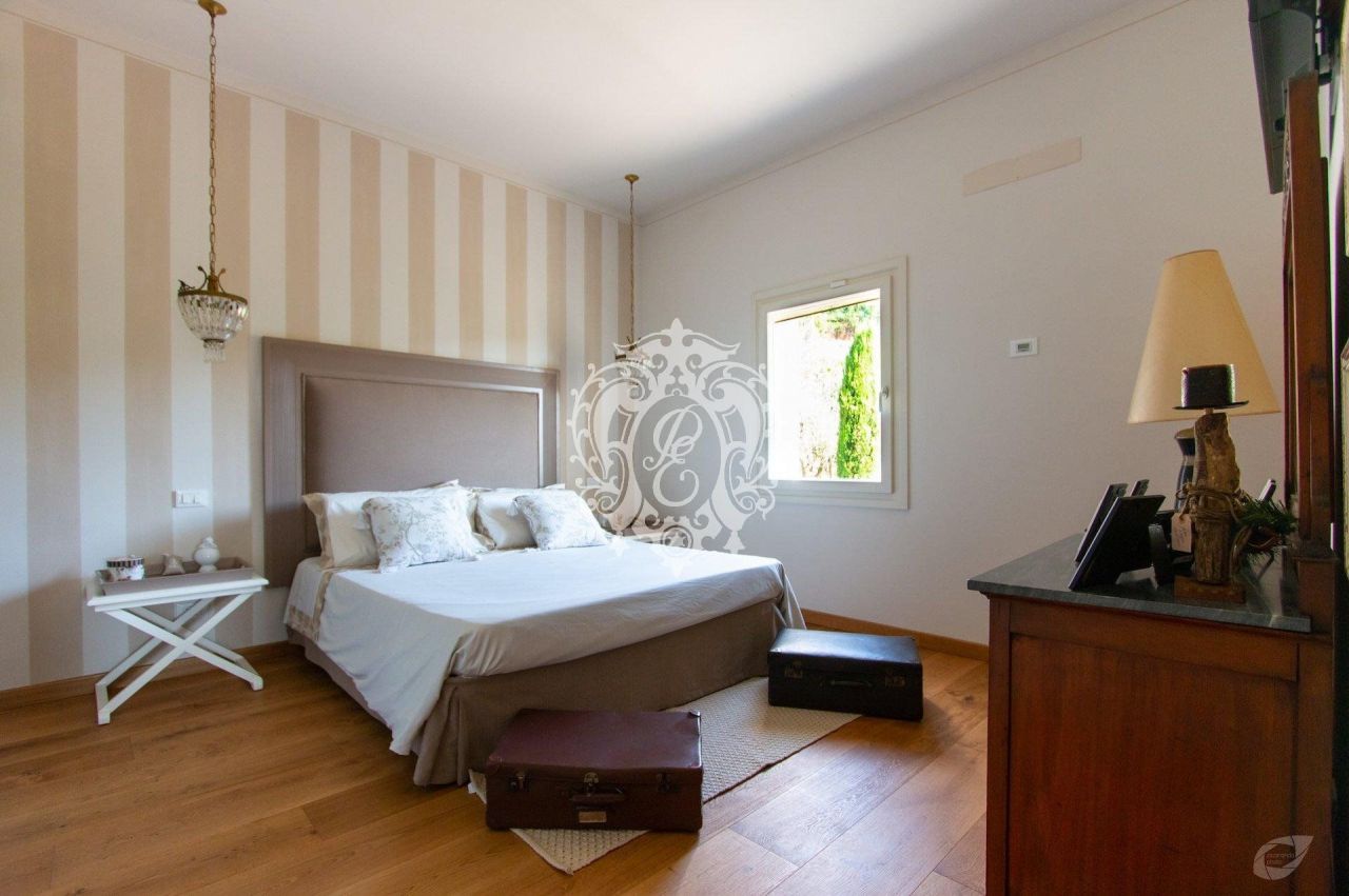 Вилла в Специи, Италия, 300 м² - фото 11