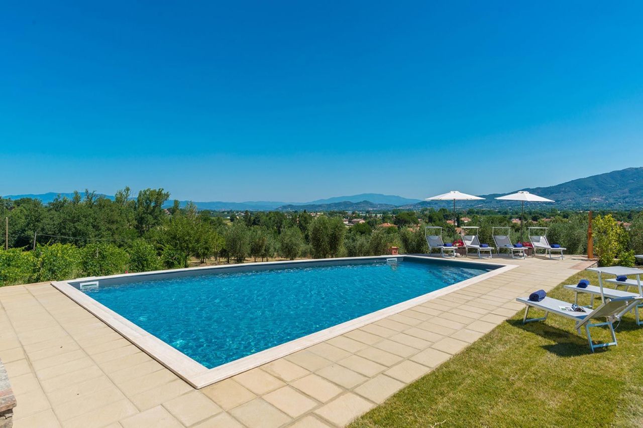 Вилла в Ареццо, Италия, 528.75 м² - фото 17