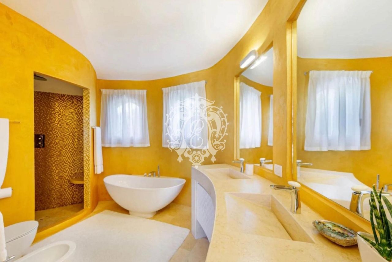 Вилла в Арцакене, Италия, 900 м² - фото 14