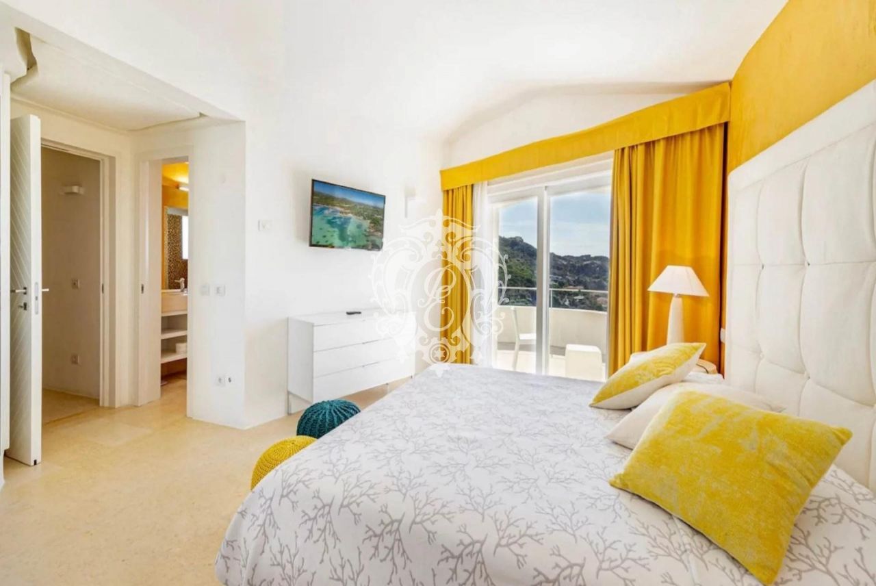 Вилла в Арцакене, Италия, 900 м² - фото 18