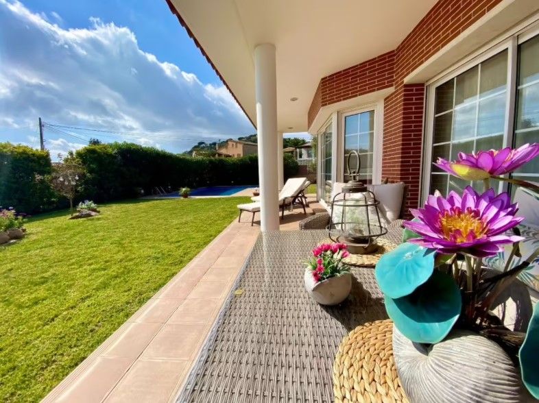 Вилла в Плайя де Аро, Испания, 500 м² - фото 2