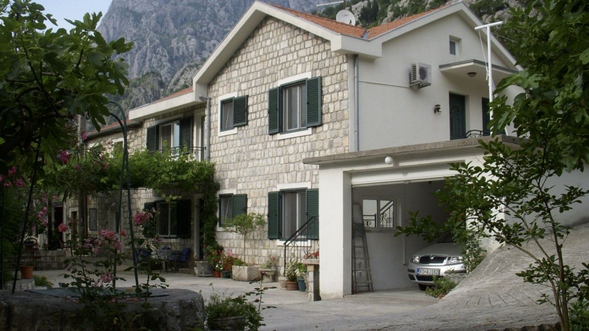 Дом в Которе, Черногория, 158 м2 - фото 1