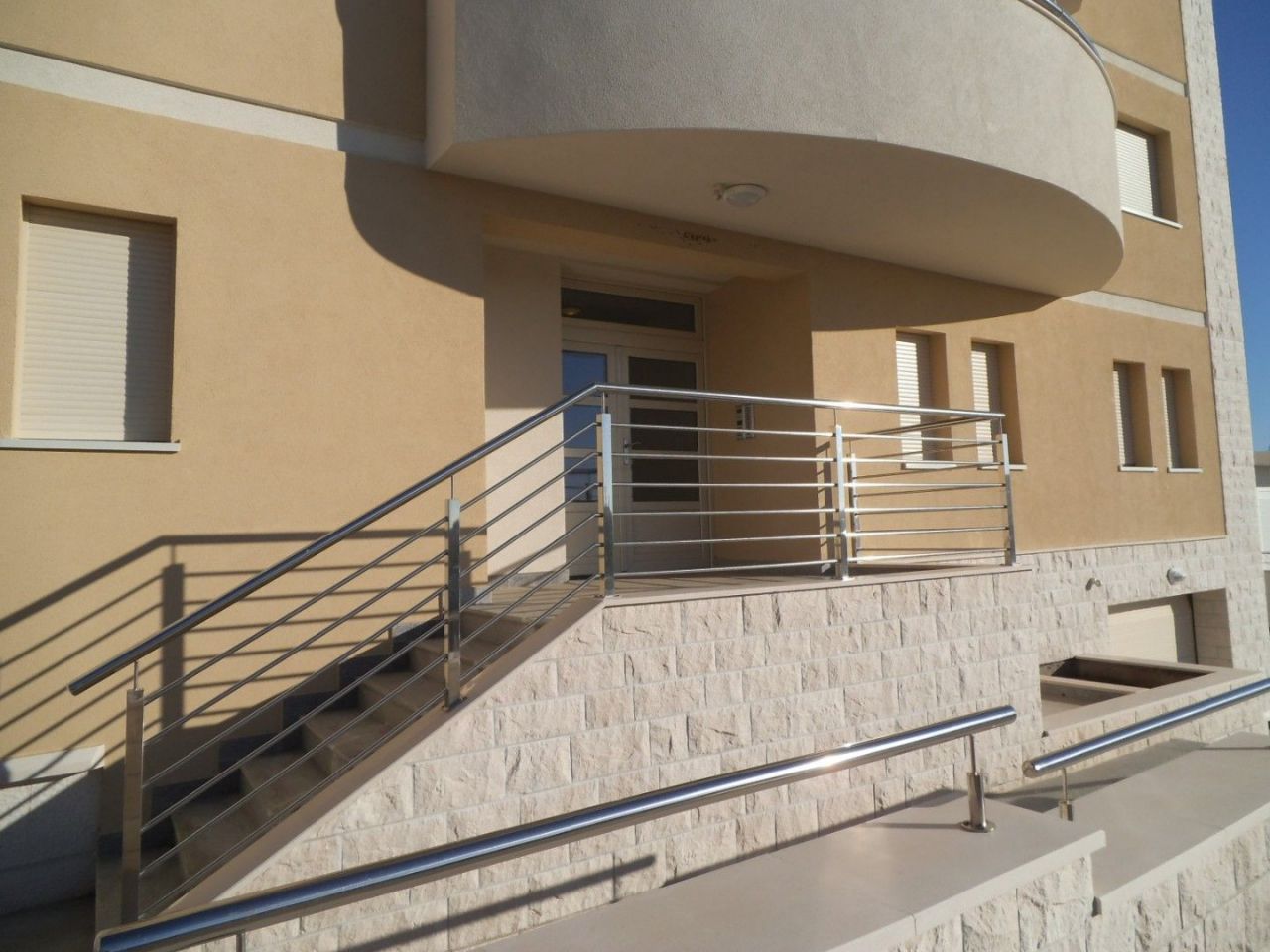 Дом в Бечичи, Черногория, 1 521 м² - фото 2